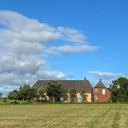 Stunning In With House Sea View *